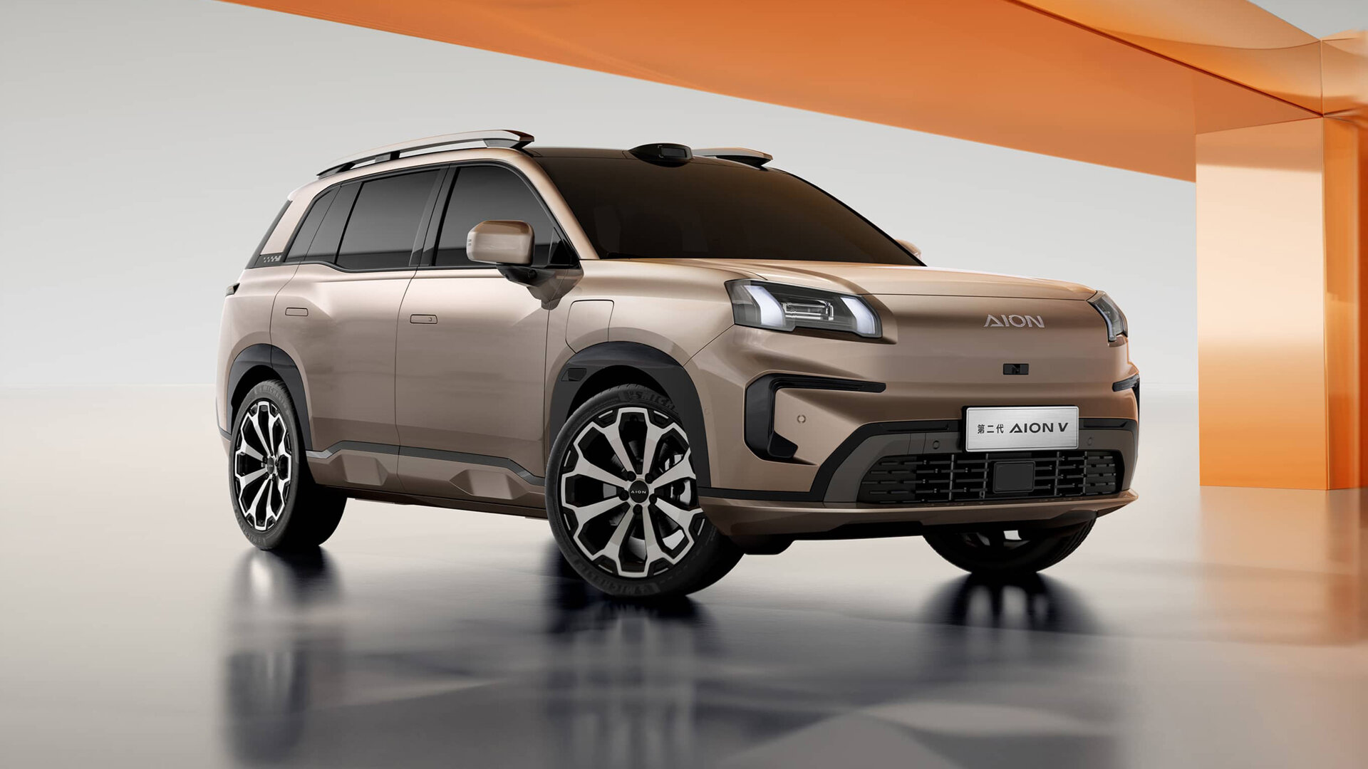 В Китае начались продажи нового кроссовера GAC Aion V, который может появиться в России