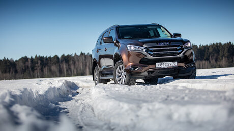 Лучше Fortuner и Pajero Sport?! Первый тест Isuzu MU-X в пяти вопросах
