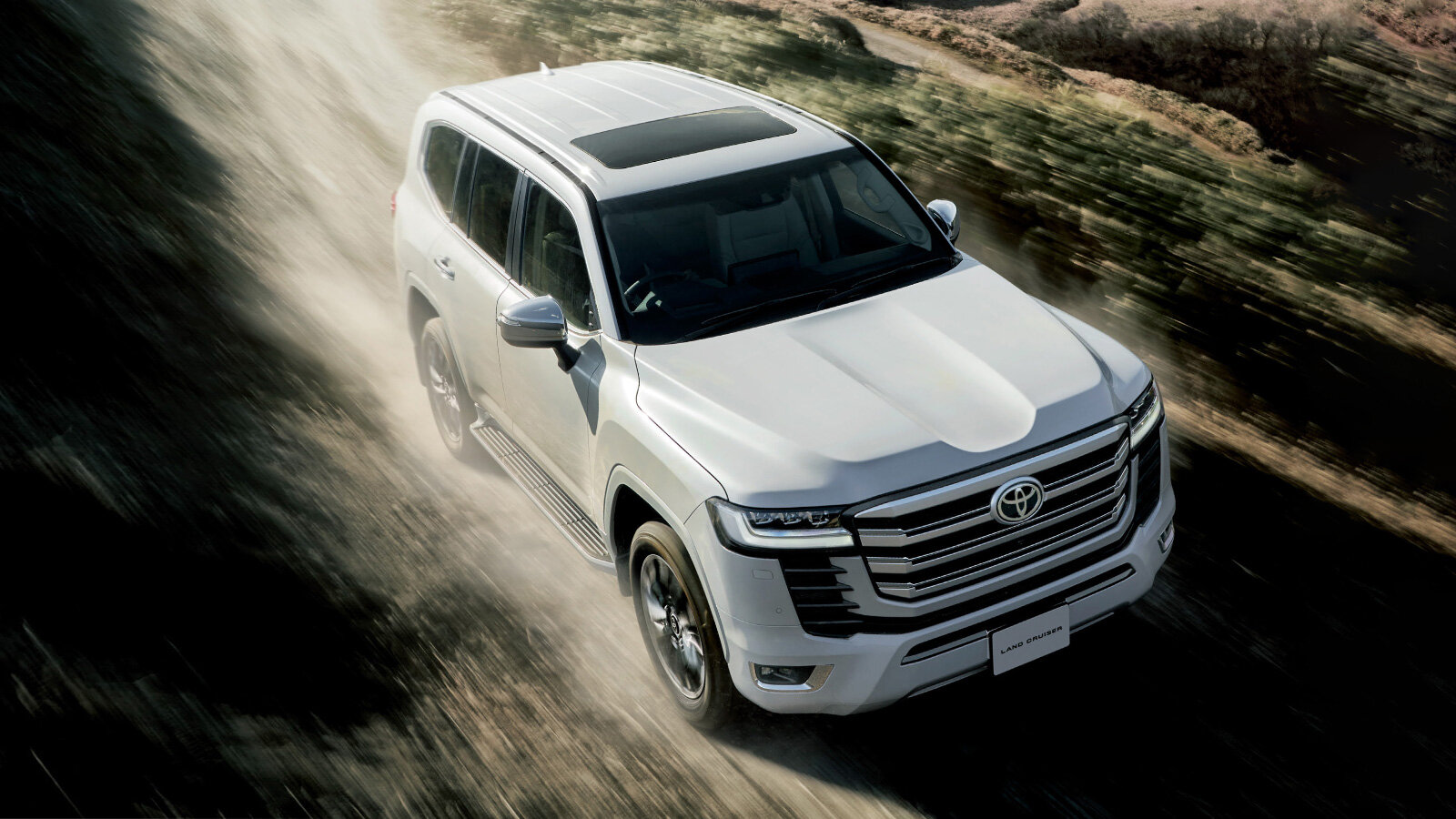 Дороже или нет? Сравниваем цены на Land Cruiser 300 в России и в других странах