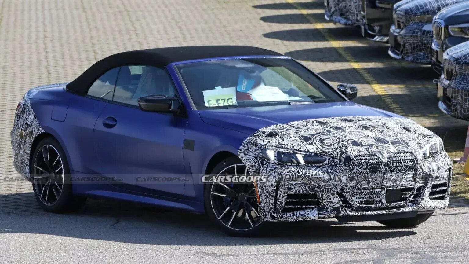 Появились шпионские фото рестайлингового кабриолета BMW 4 серии — он сохранит огромные «ноздри»