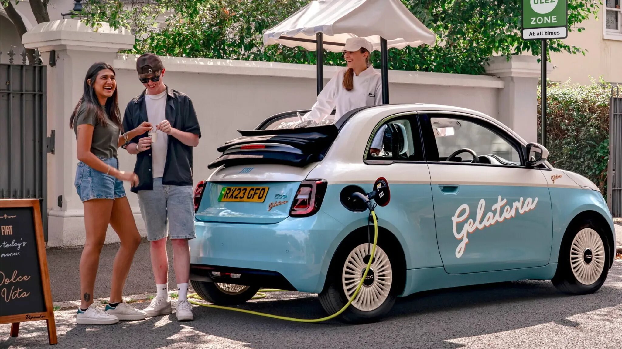 Fiat показал самый маленький в мире фургон для мороженого