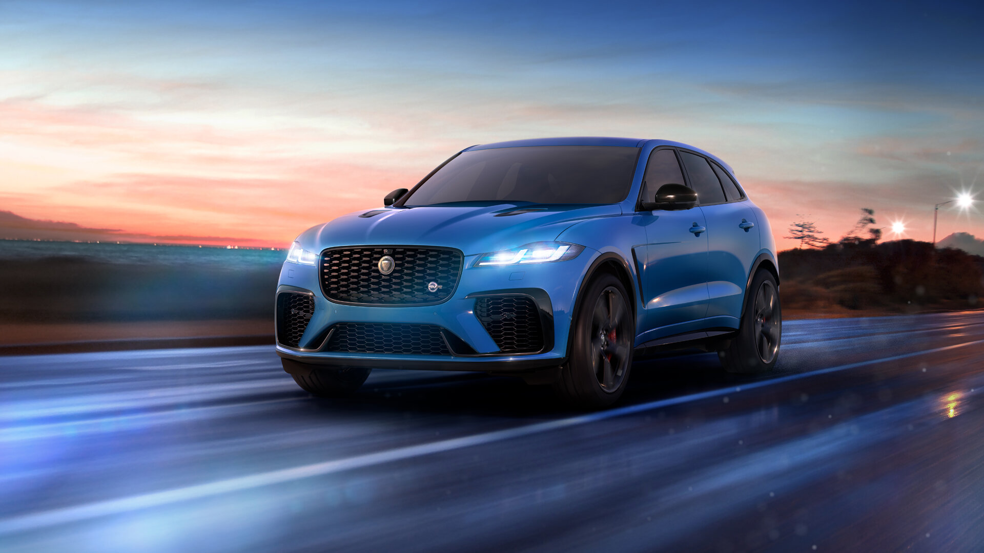 Jaguar полностью прекратил продажи новых автомобилей в Великобритании