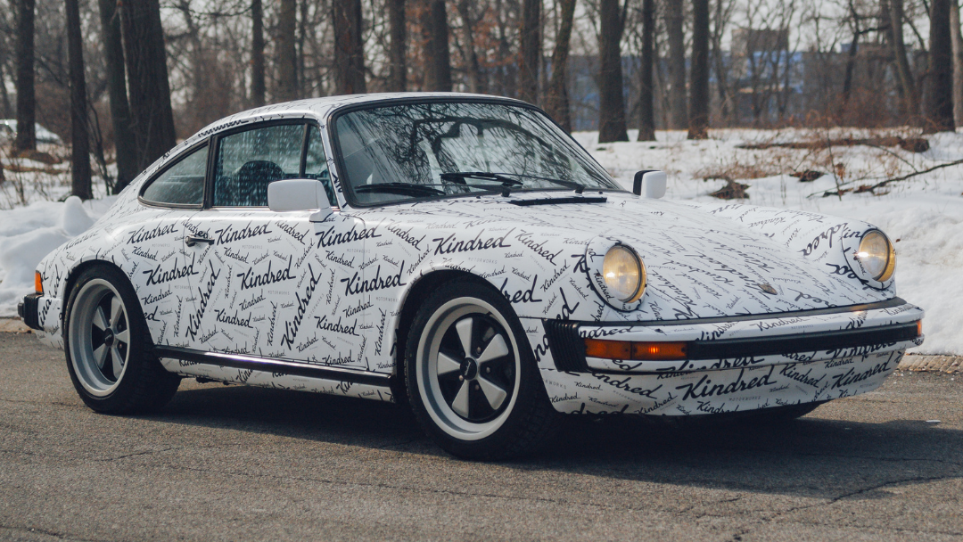 Винтажный Porsche 911 стал очень редким и дорогим электрокаром