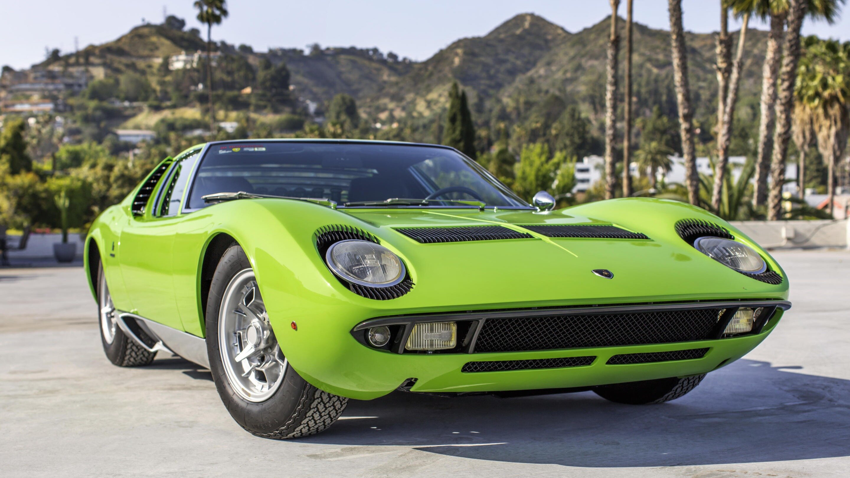 Редкий суперкар Lamborghini Miura 1969 года могут продать за 2,25 миллиона долларов