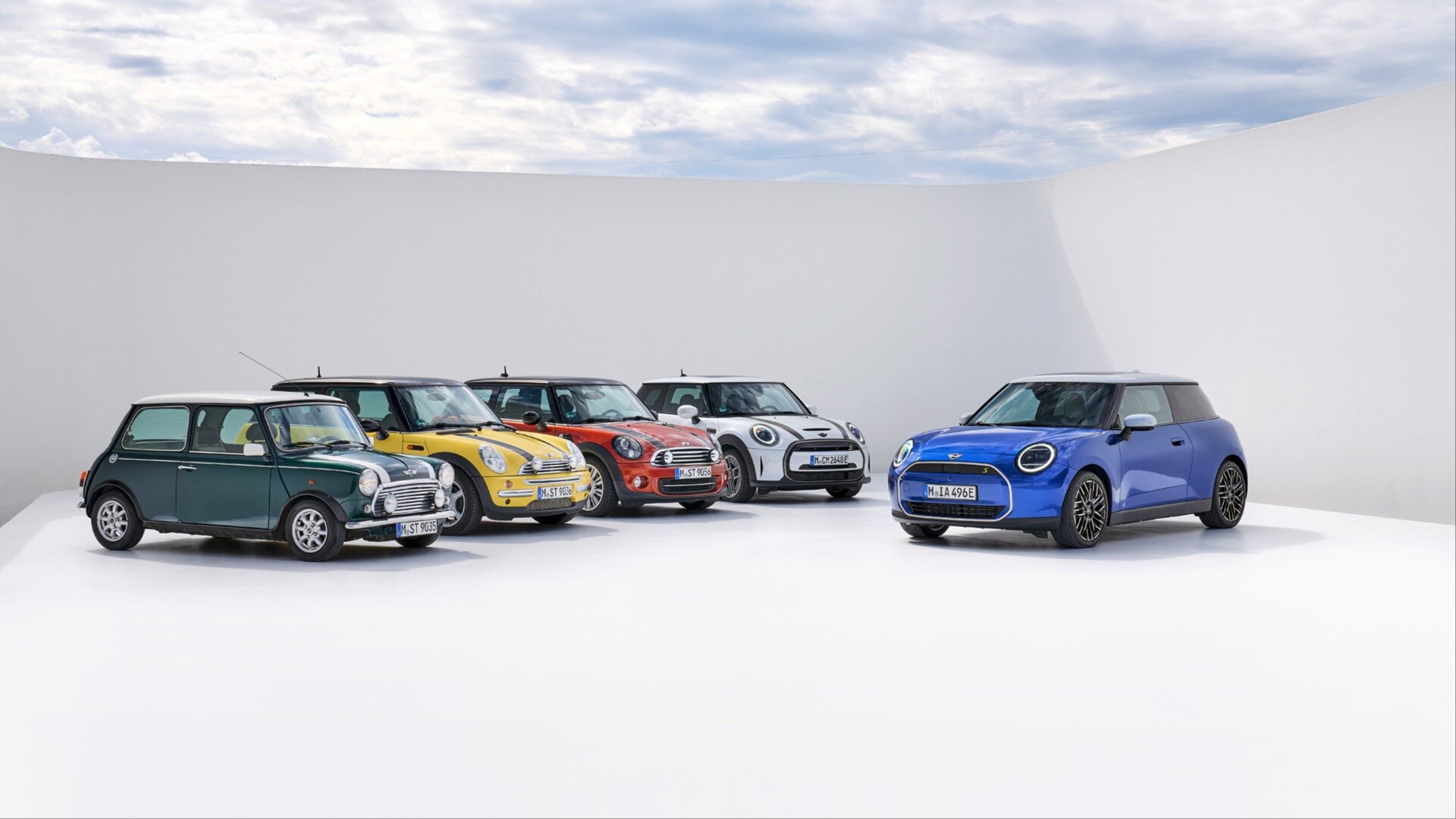 Марка MINI официально отказалась от механической коробки