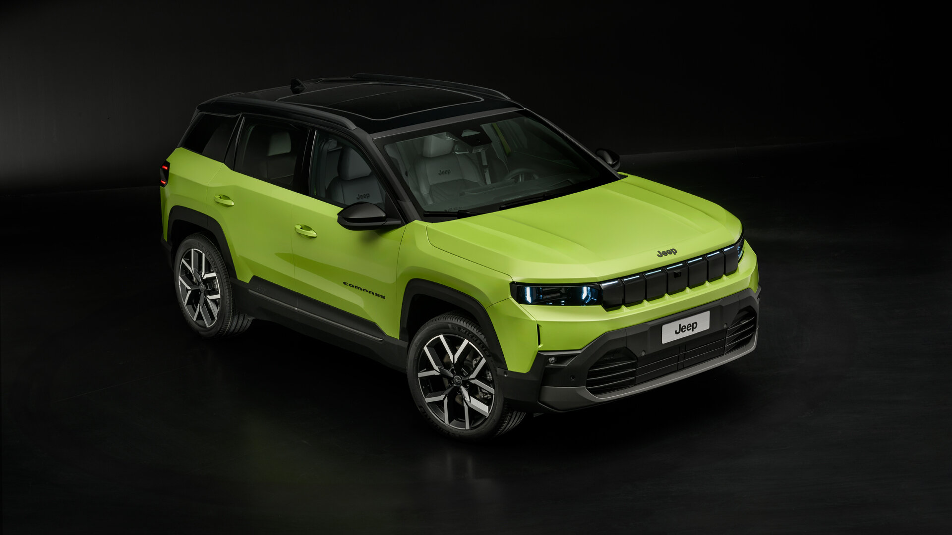 Jeep представил кроссовер Compass для Европы: новая платформа и электромоторы