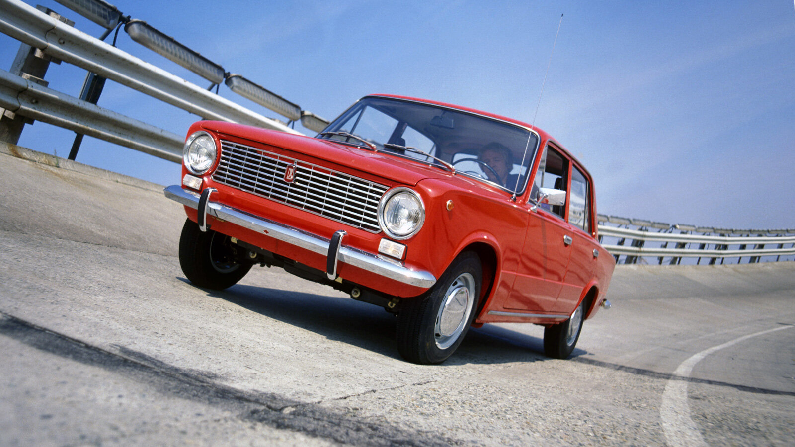 СССР плюс FIAT. Как рождался АвтоВАЗ: главные цифры