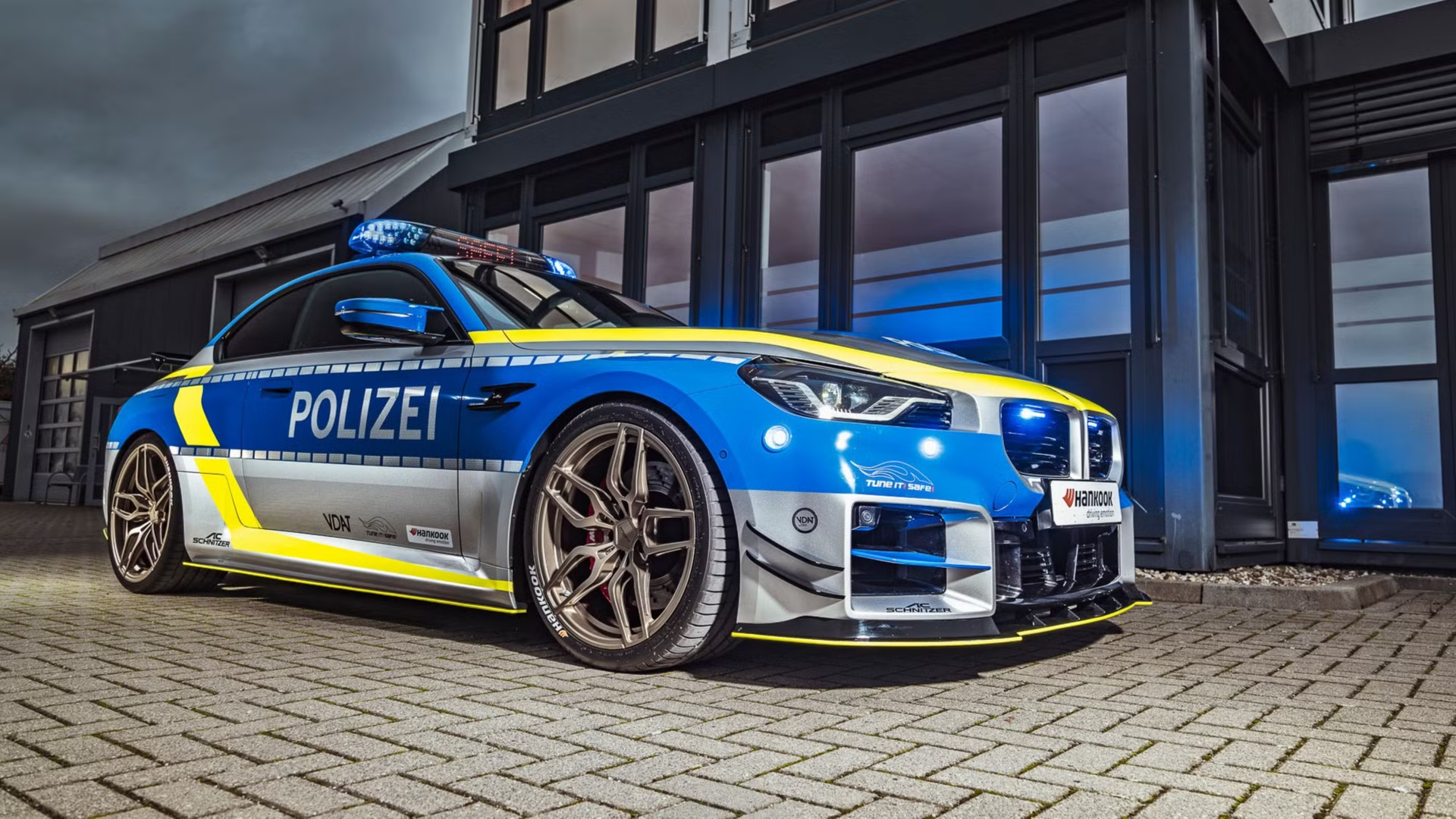 Тюнеры AC Schnitzer превратили BMW M2 в полицейский перехватчик