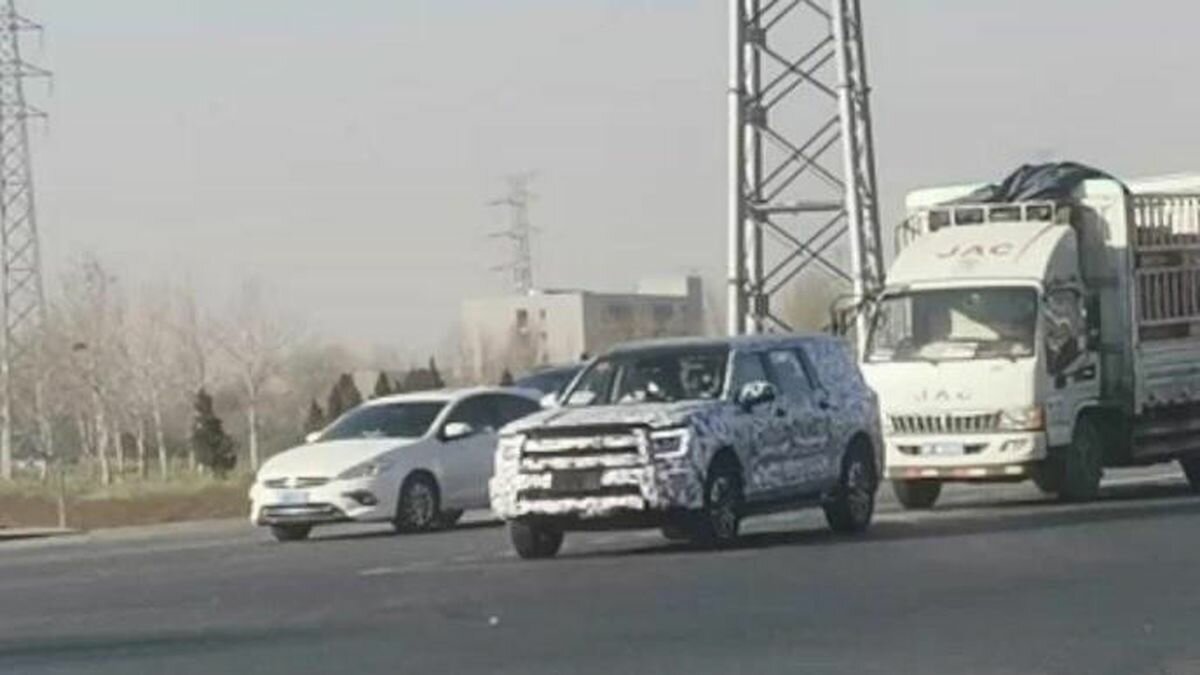Шпионы впервые сфотографировали новый флагманский внедорожник Haval