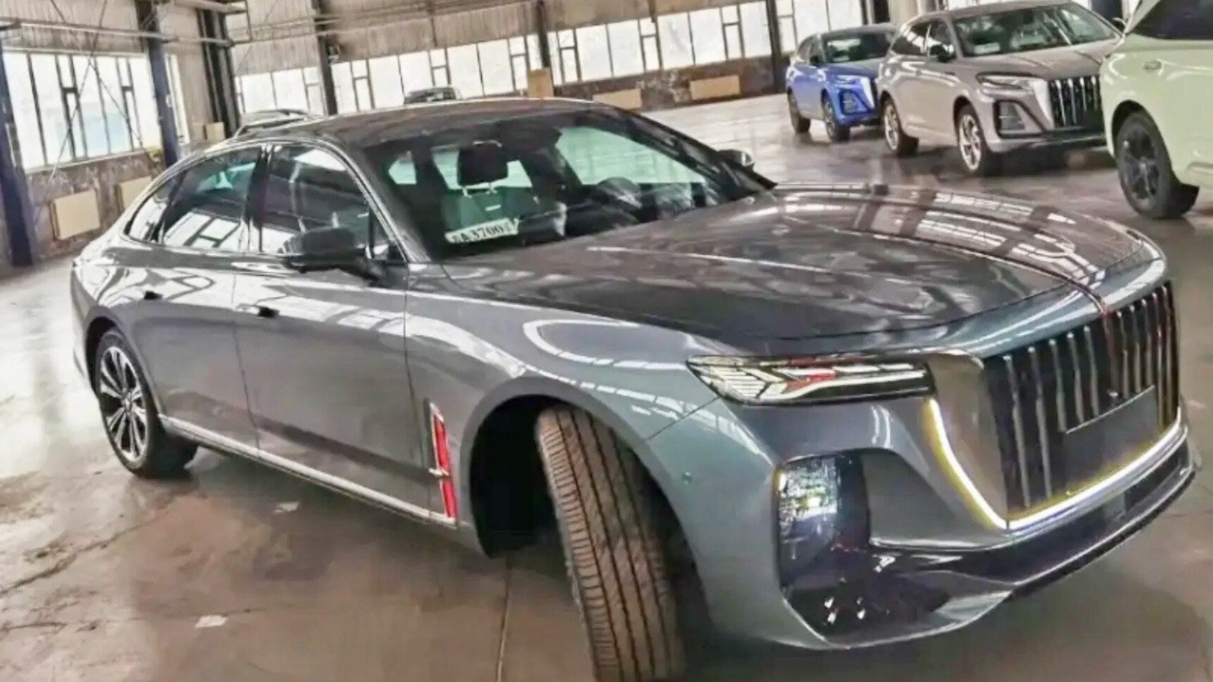 Рестайлинговый седан Hongqi H9: первое фото без камуфляжа