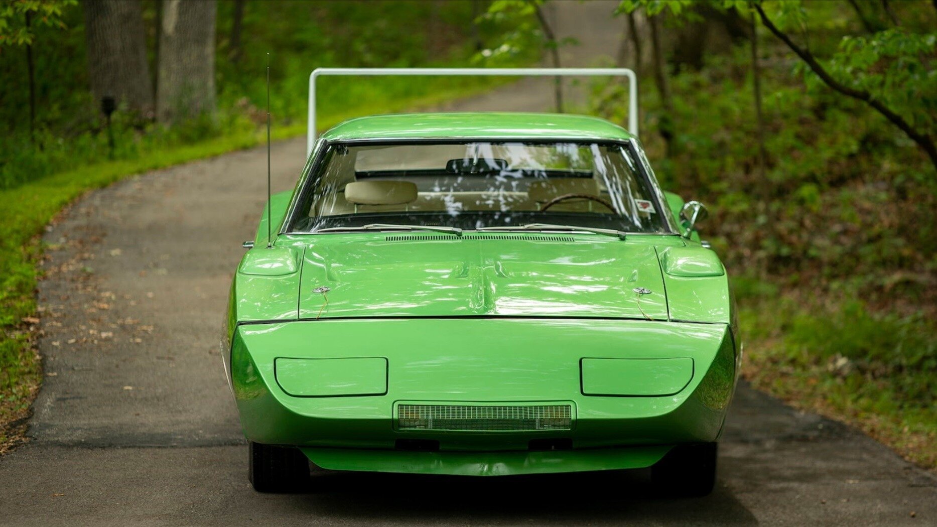 53-летний Dodge Charger оценили вдвое дороже суперкара Lamborghini Huracan