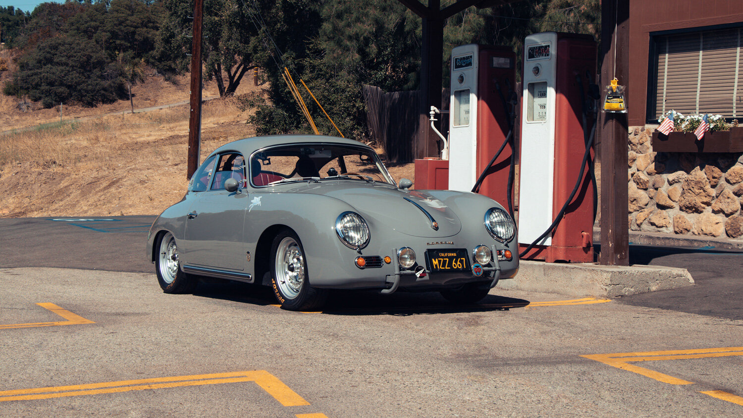 Красивый и «незаконный» Porsche. Фотопост