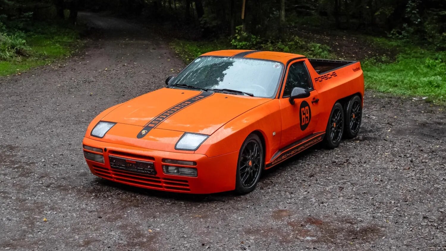 Спорткар Porsche 944 превратили в шестиколёсный пикап и хотят продать за 100 тысяч евро