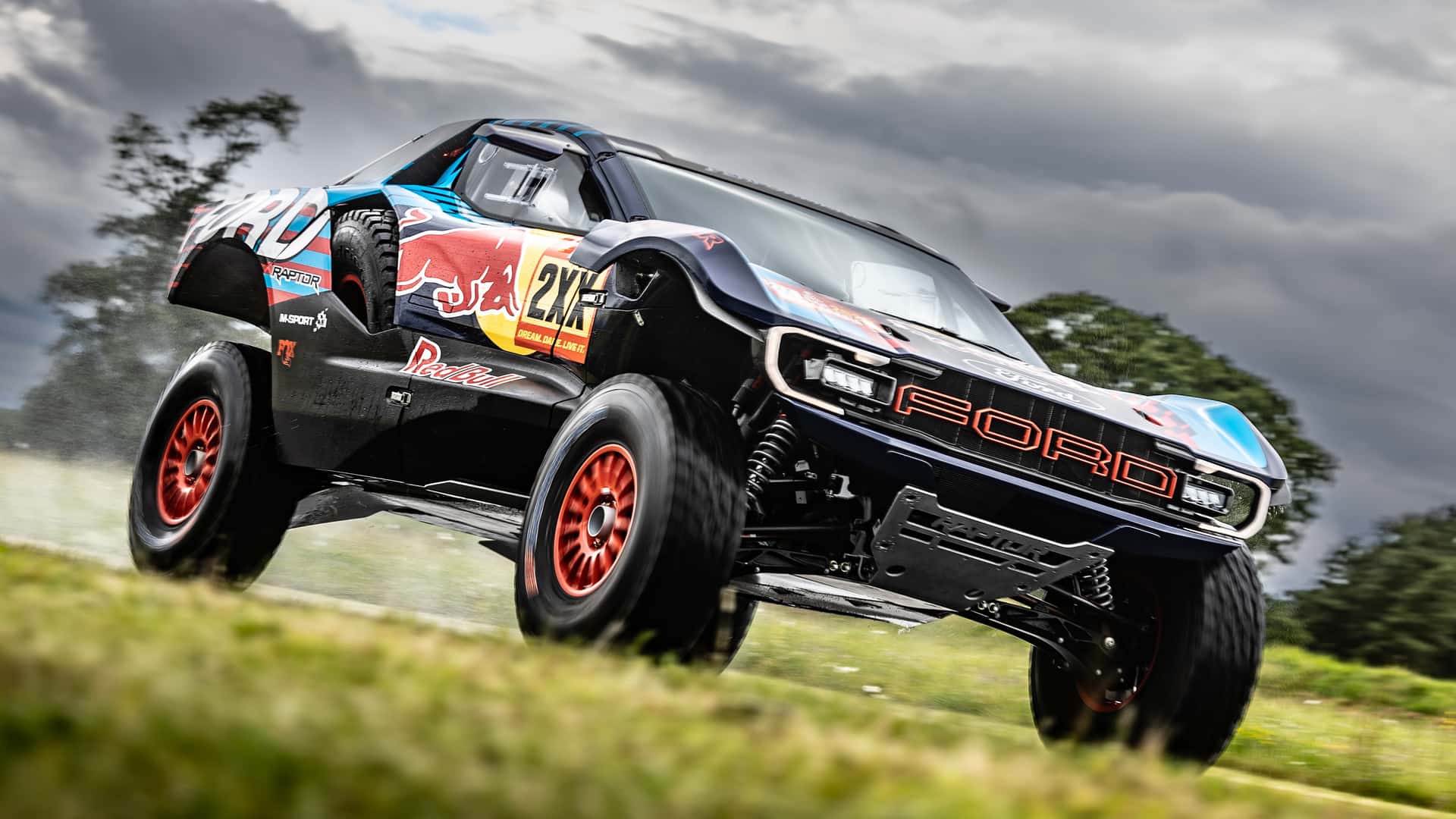 Ford представил новый гоночный внедорожник Raptor T1+ для «Дакара»