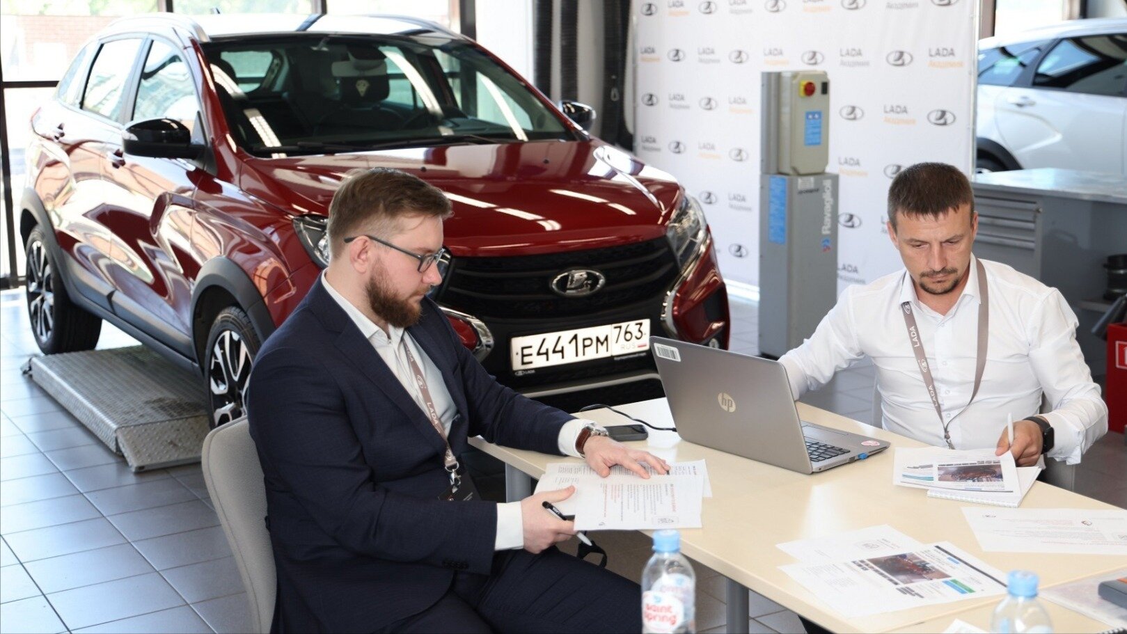 Российскому авторынку улучшили прогноз на 2025 год