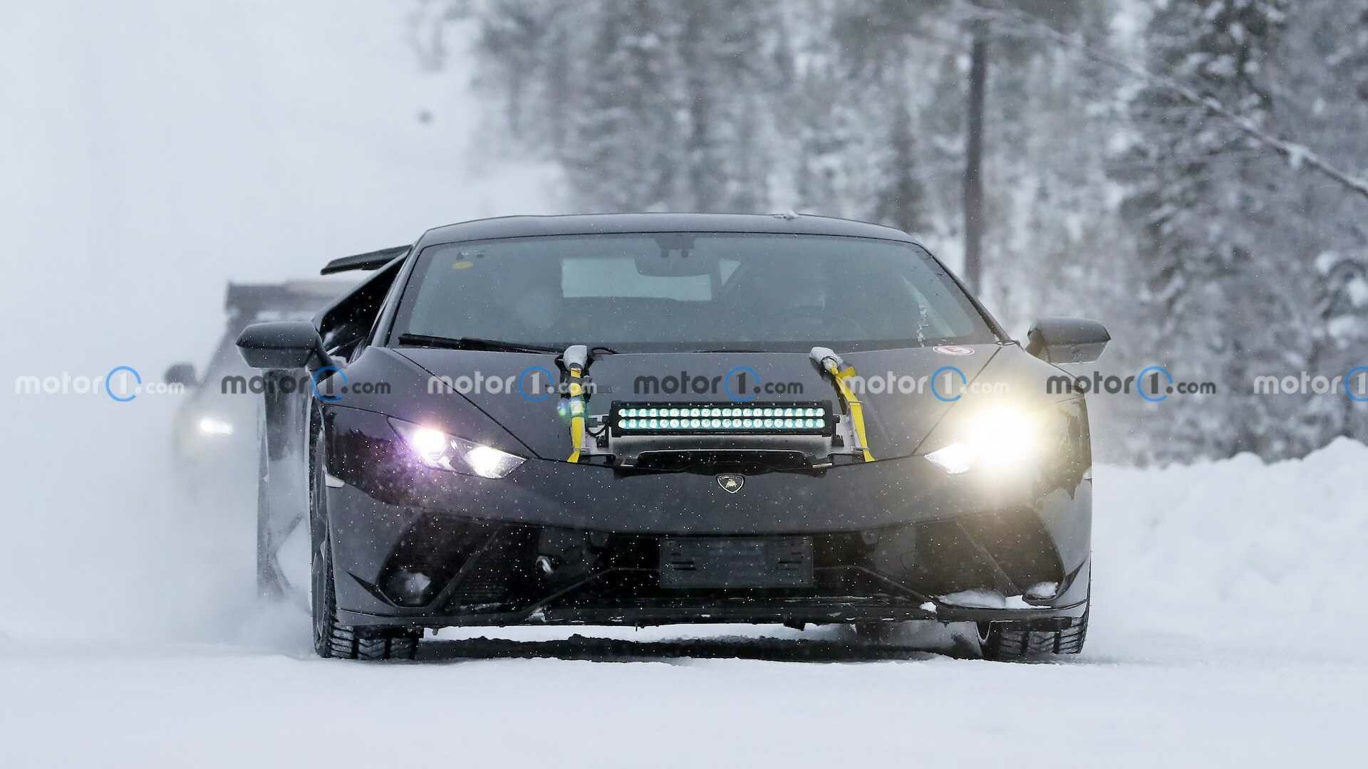 Lamborghini выпустит в 2022 году четыре новинки