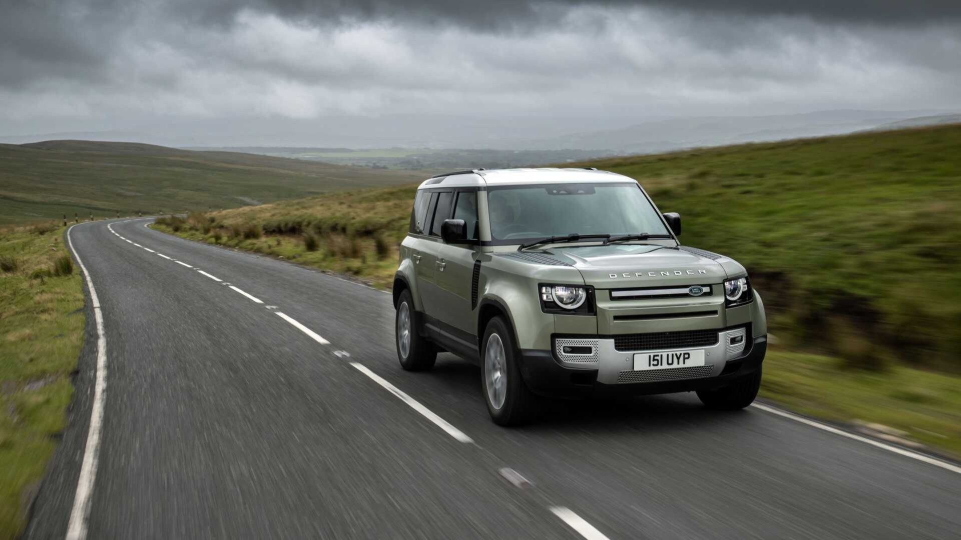 В 2025 году Land Rover Defender станет электромобилем с запасом хода под 500 километров
