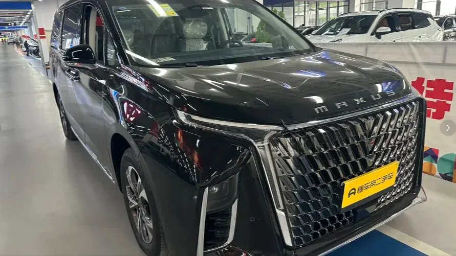 Соперник Mercedes-Benz V-класса из Китая появился в продаже на Авто.ру