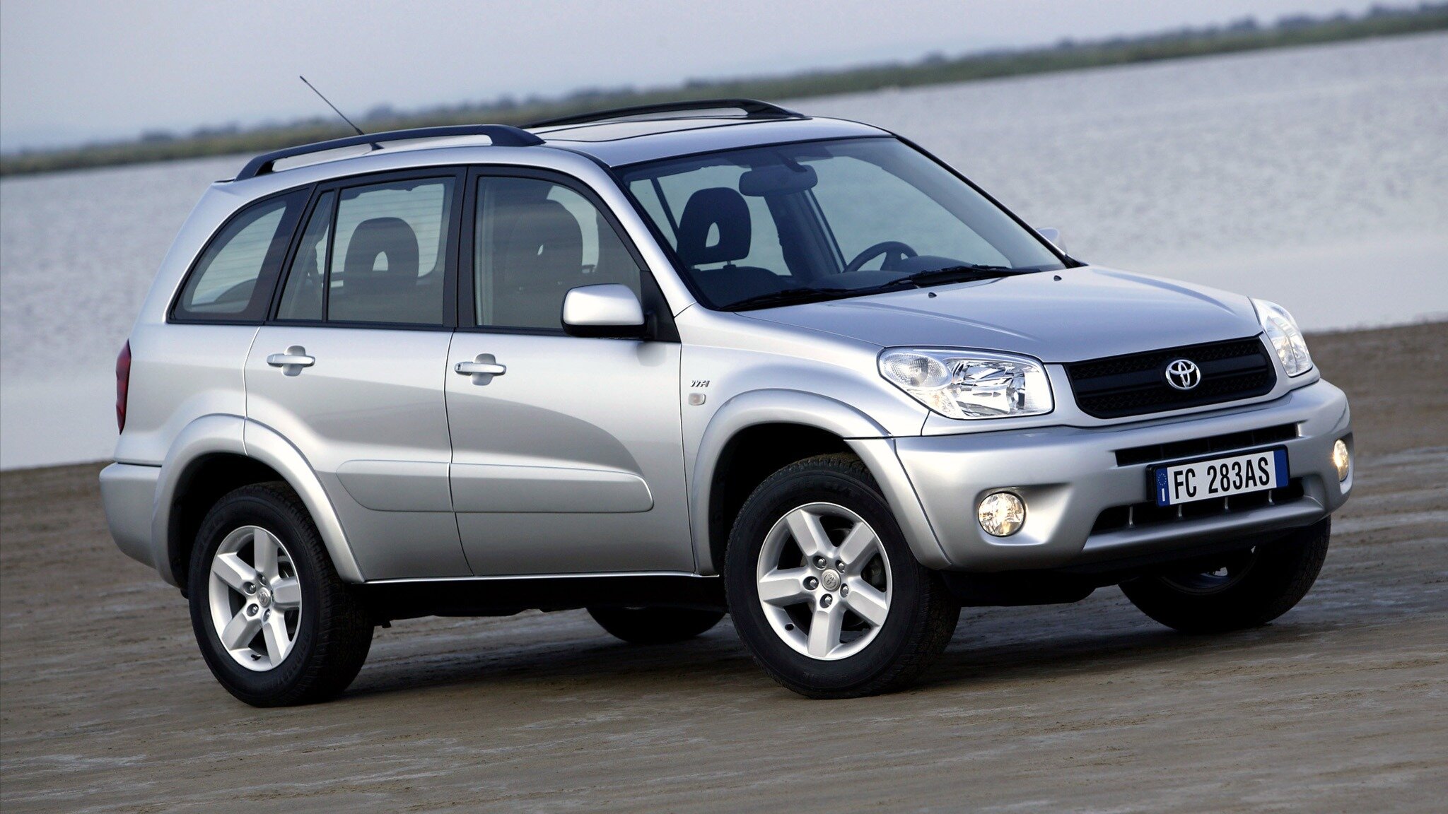 Toyota нашла в 20-летних Corolla и RAV4 смертельно опасные подушки