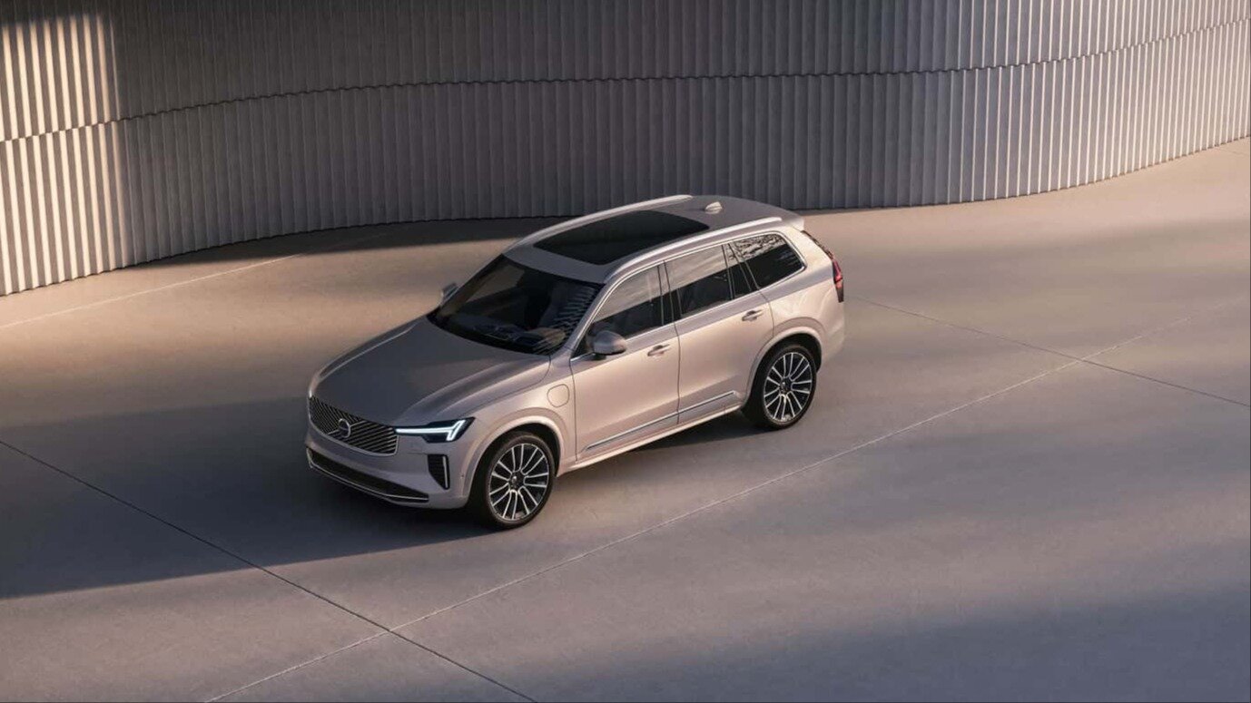 Volvo продержит топливный XC90 на конвейере до тех пор, пока будет спрос
