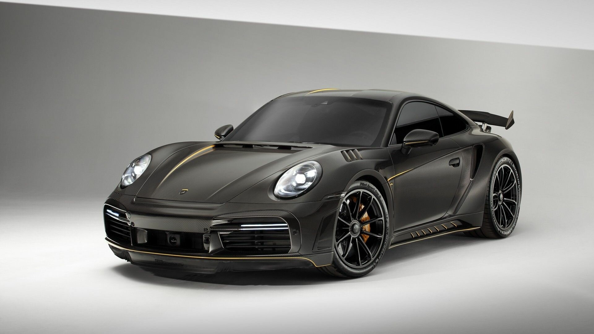 Россияне создали самый дорогой кузов для Porsche 911 — он из карбона и стоит 8,6 миллиона рублей