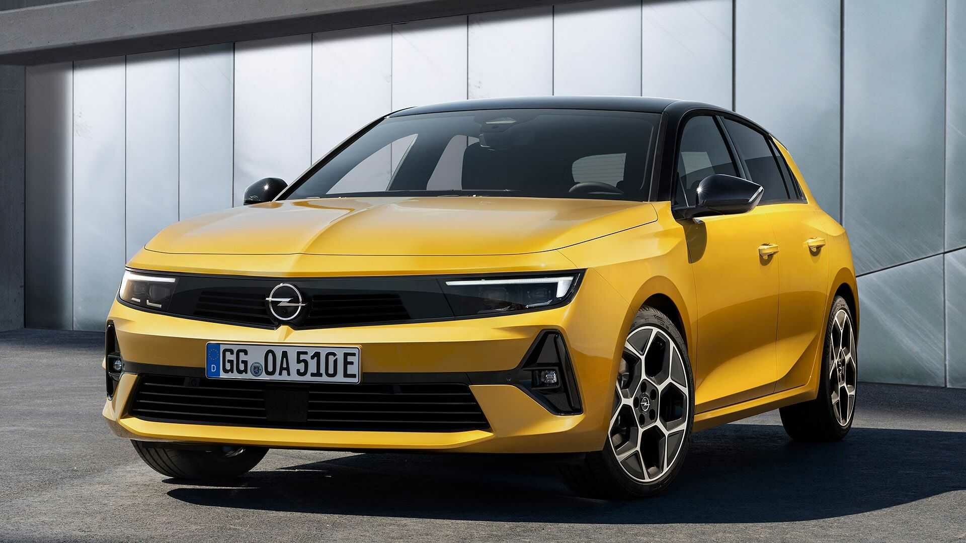 Opel хочет вернуть хэтчбек Astra на российский рынок. И не только его 