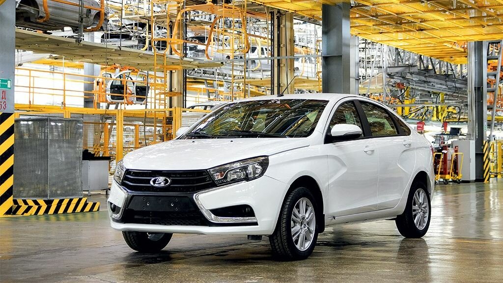 Министр транспорта готов пересесть на автомобиль Lada, но с условием