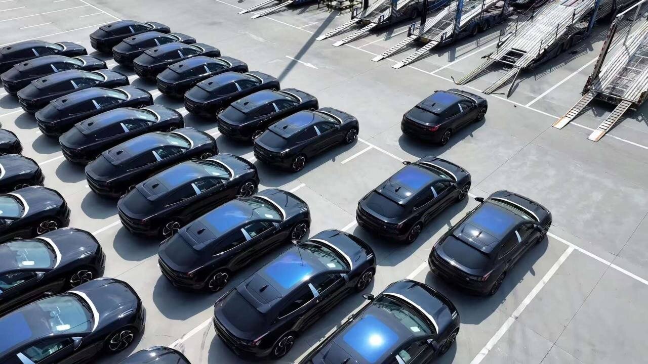 На границе России и Китая возникли огромные пробки из-за ввоза автомобилей