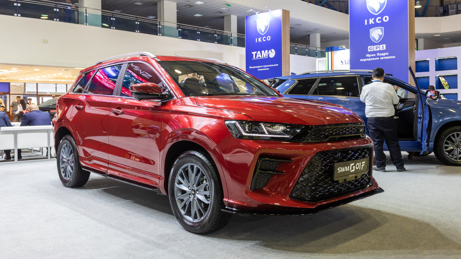 Что показали на автовыставке MIMS-2023 в Москве: новые «китайцы» и «иранцы», грузовики на батарейках и другое