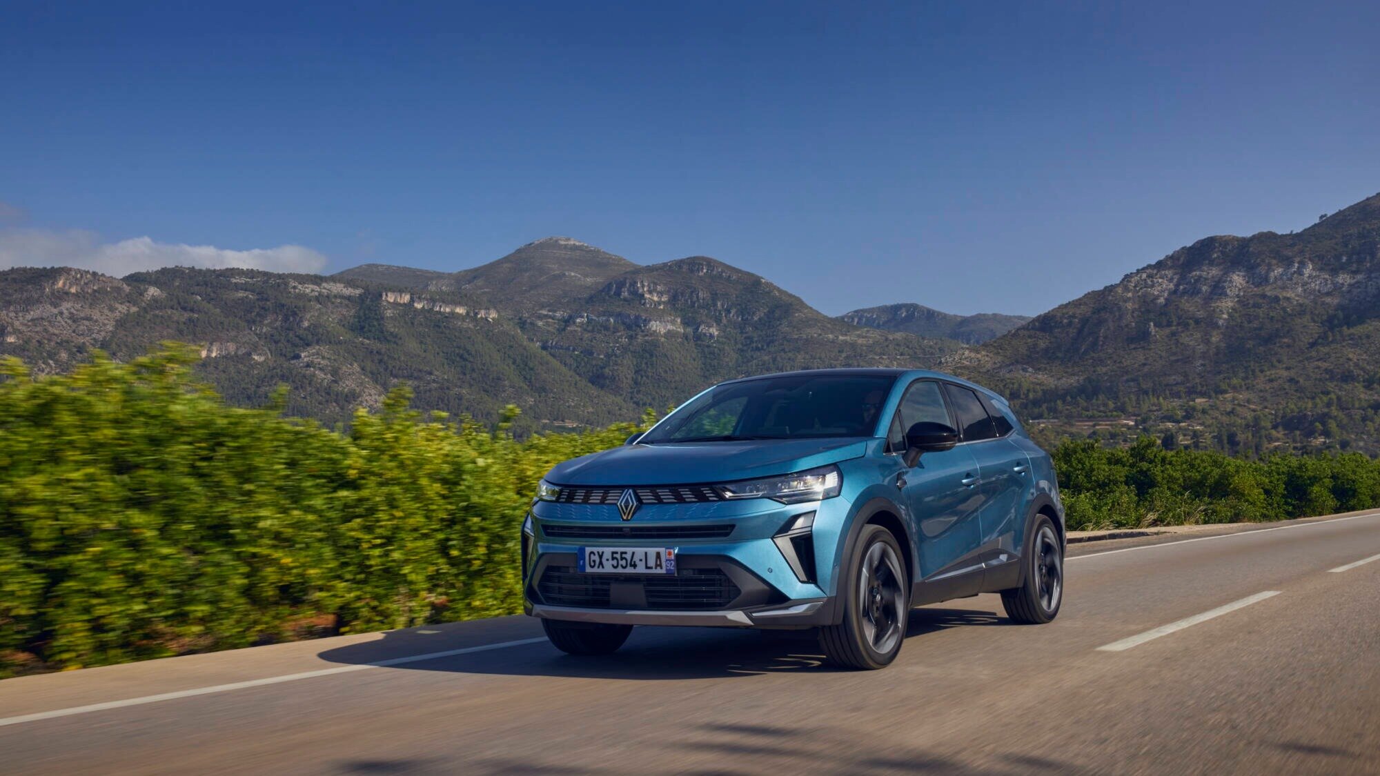 Дешёвый кроссовер Renault Symbioz получит панорамную крышу как у Mercedes-Benz S-класса 