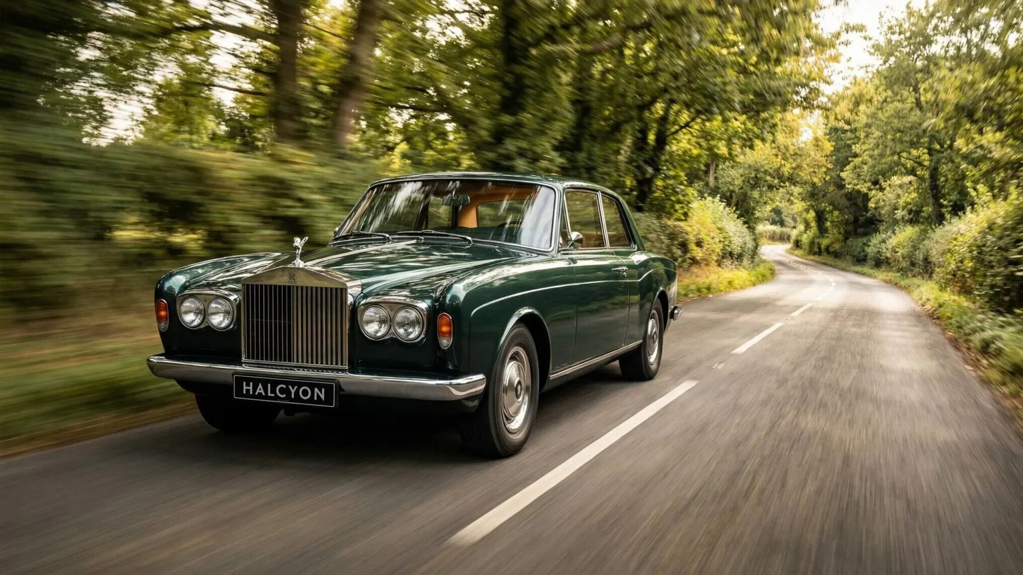 Создатели электромодов из Halcyon обновят раритетный Rolls-Royce с V8