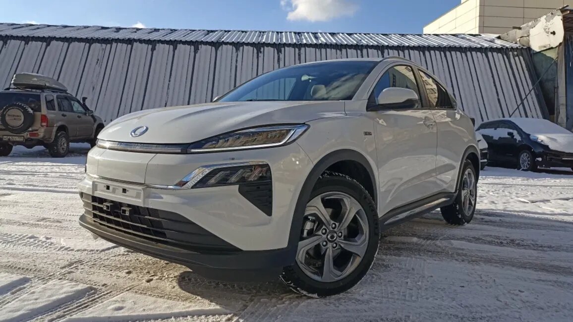 В продаже на Авто.ру появился китайский близнец кроссовера Honda HR-V с электромотором