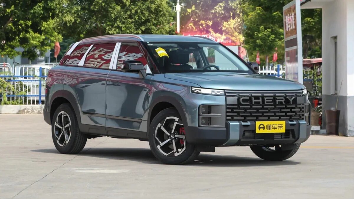 На Авто.ру начали продавать кроссоверы Chery Explore 06, которые ждут в России с другим названием