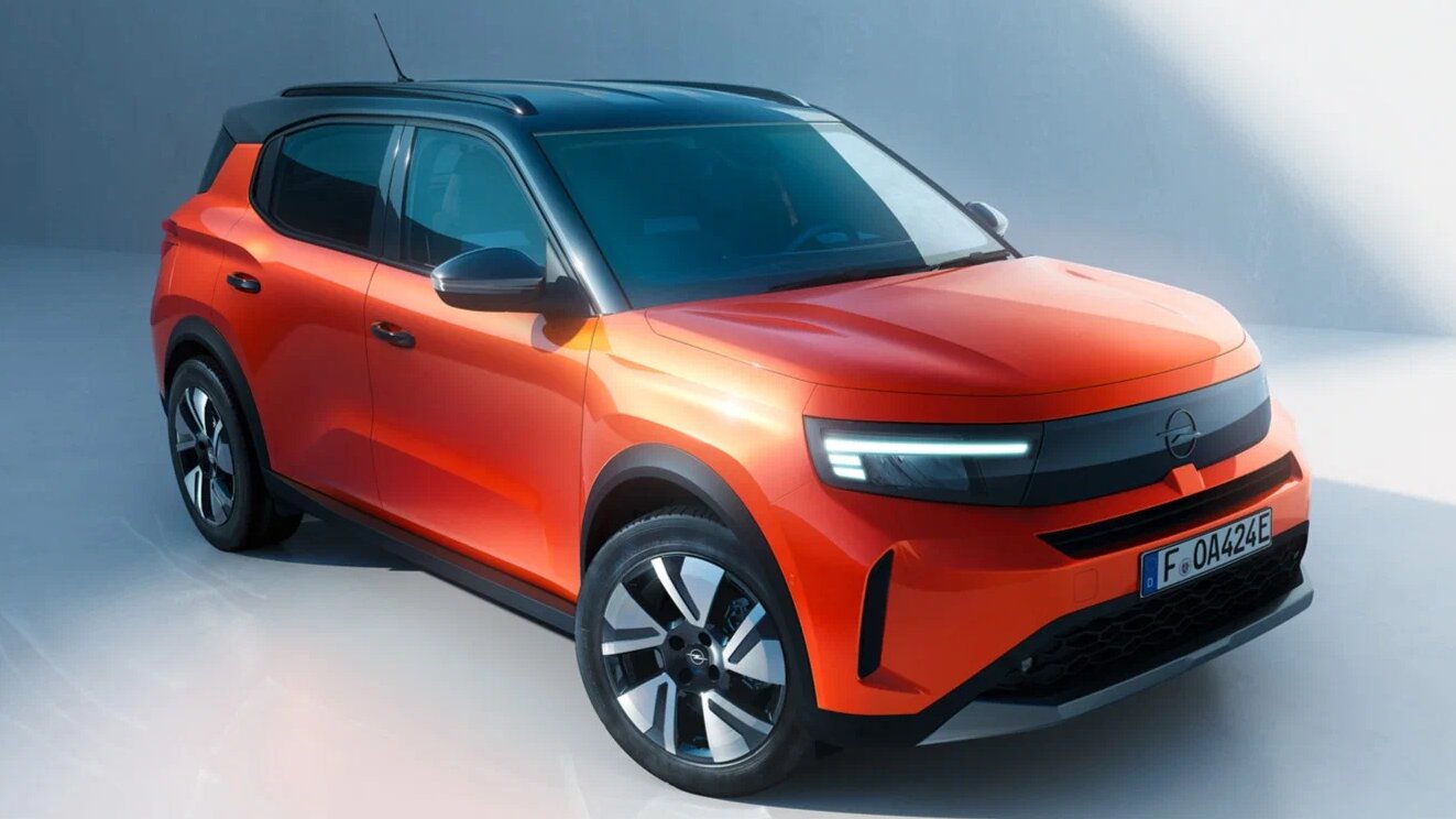 Опубликованы фото нового Opel Frontera: теперь это компактный кроссовер с электромотором