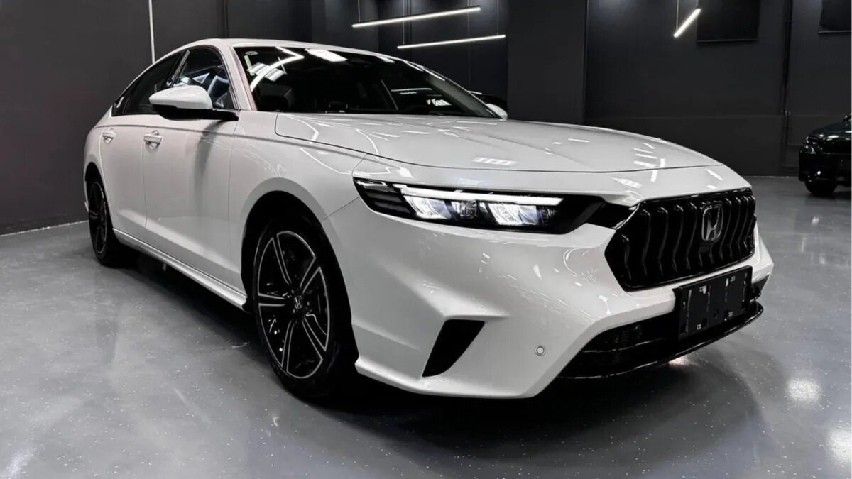В России появились седаны Honda Inspire из Китая: известны цены