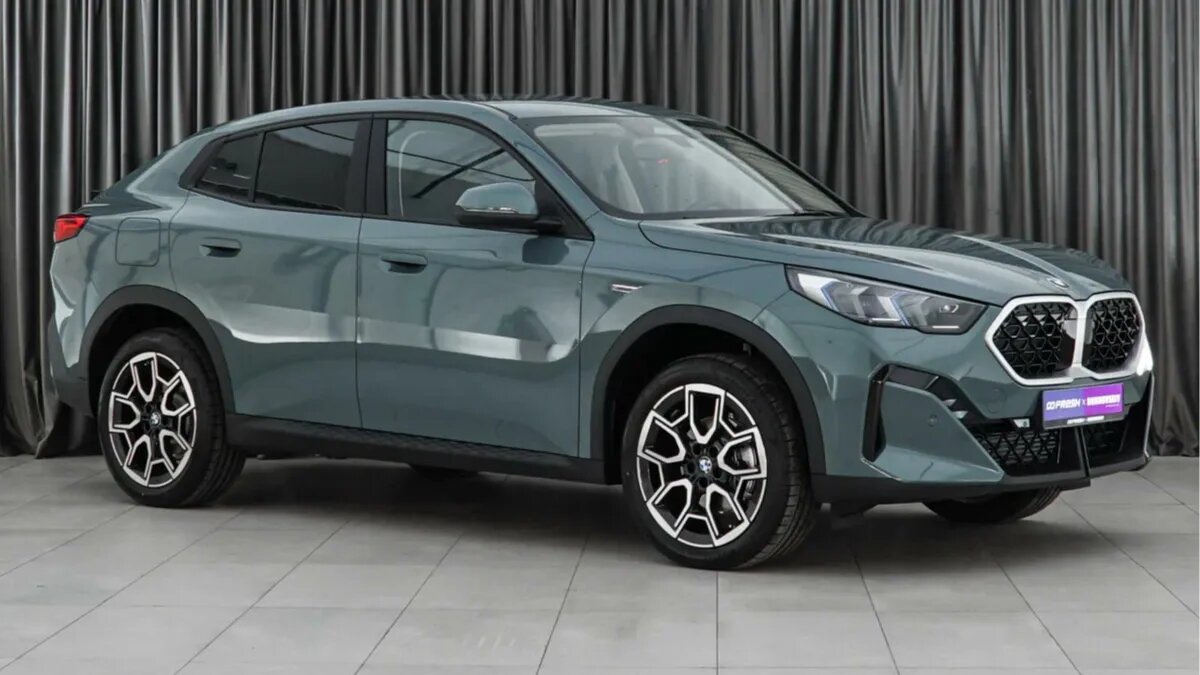 В Россию привезли новый кроссовер BMW X2 за 10 миллионов рублей