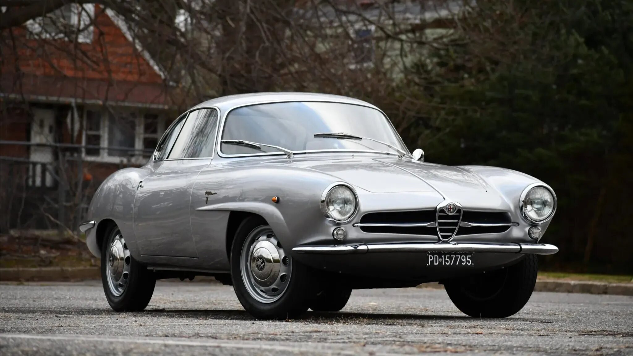 Редкую Alfa Romeo Giulietta Sprint Speciale из 1960-х продадут на аукционе