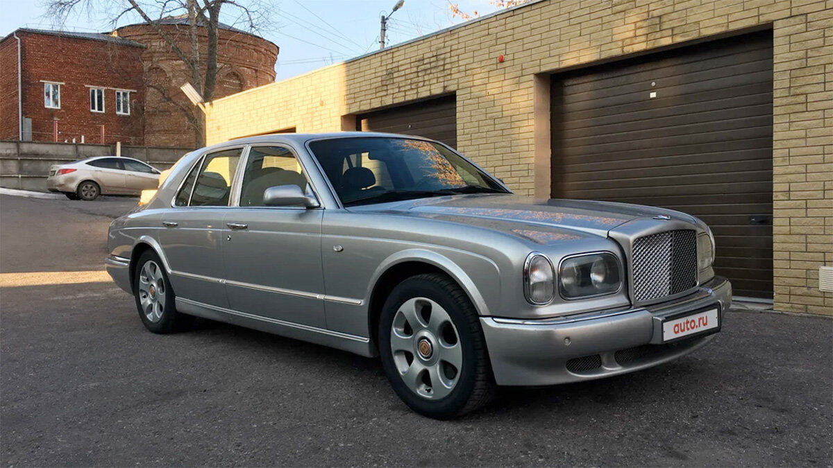 В России продаётся редкий Bentley с двигателем от Toyota. Недорого