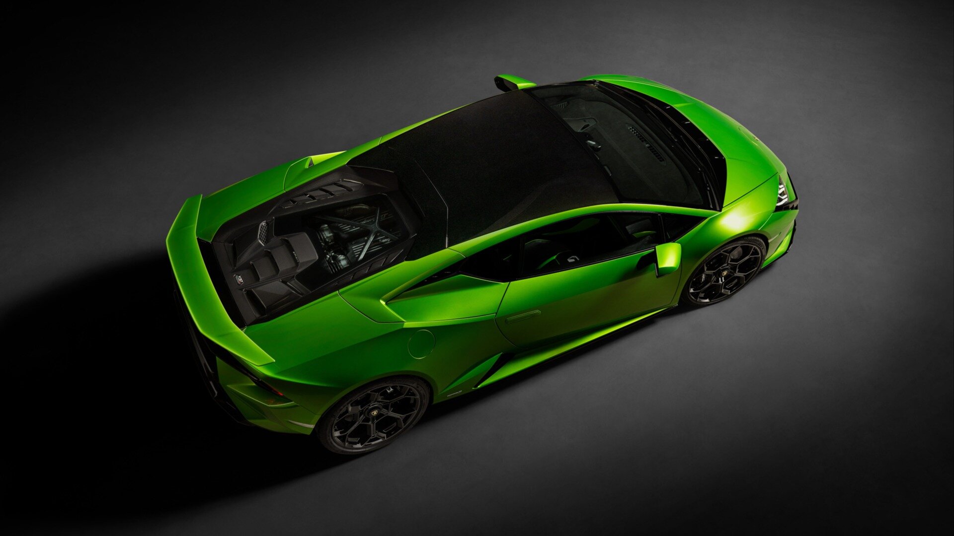 Суперкар Lamborghini украли по электронной почте