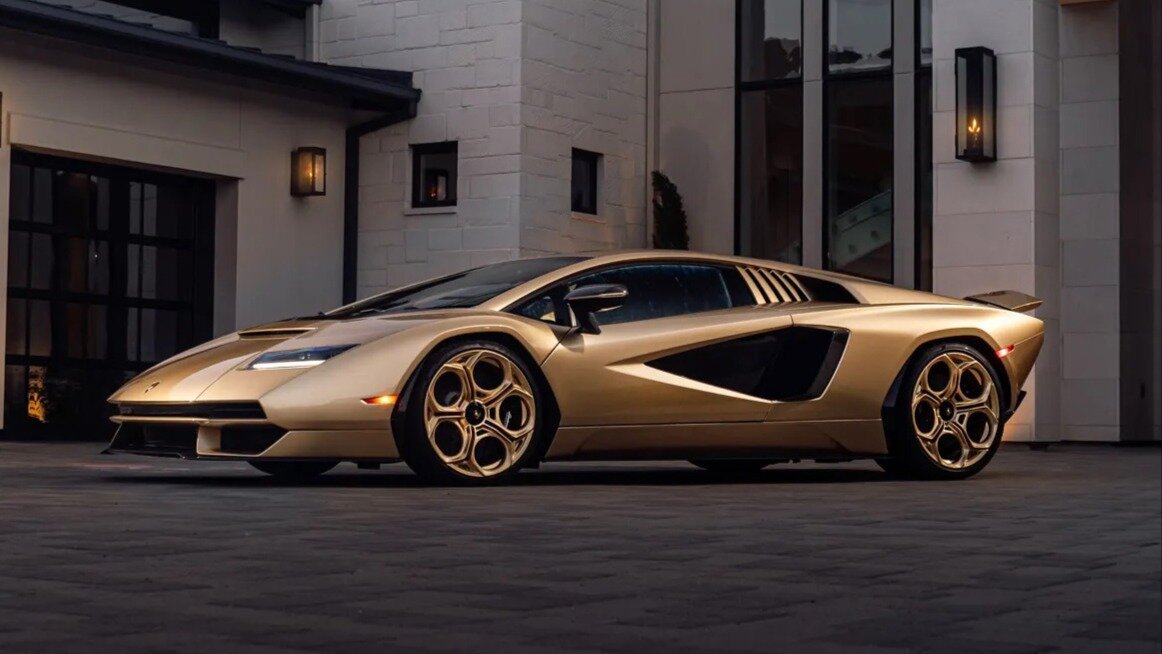 За очень редкий Lamborghini Countach на торгах предлагают 2 222 222 доллара