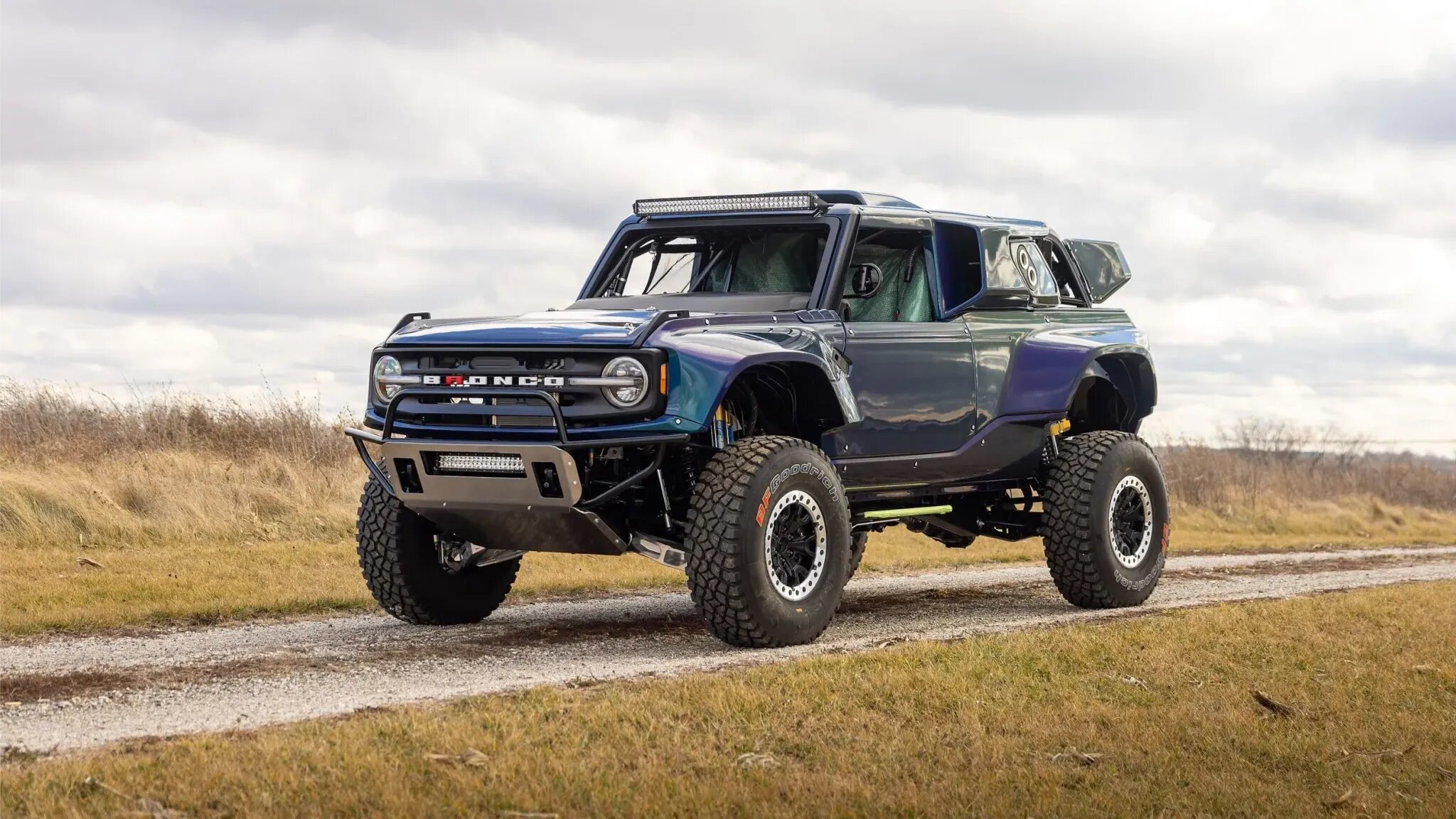 С молотка уйдёт очень редкий Ford Bronco DR, на котором нельзя ездить по обычным дорогам