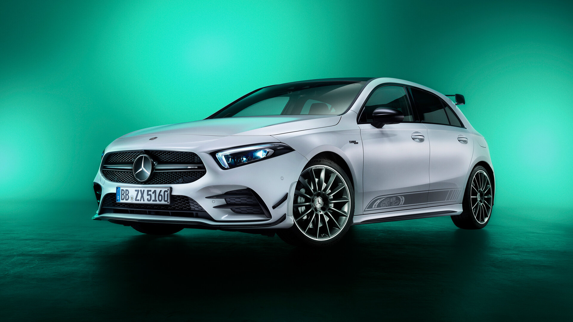 Самые доступные модели AMG получили юбилейную спецверсию