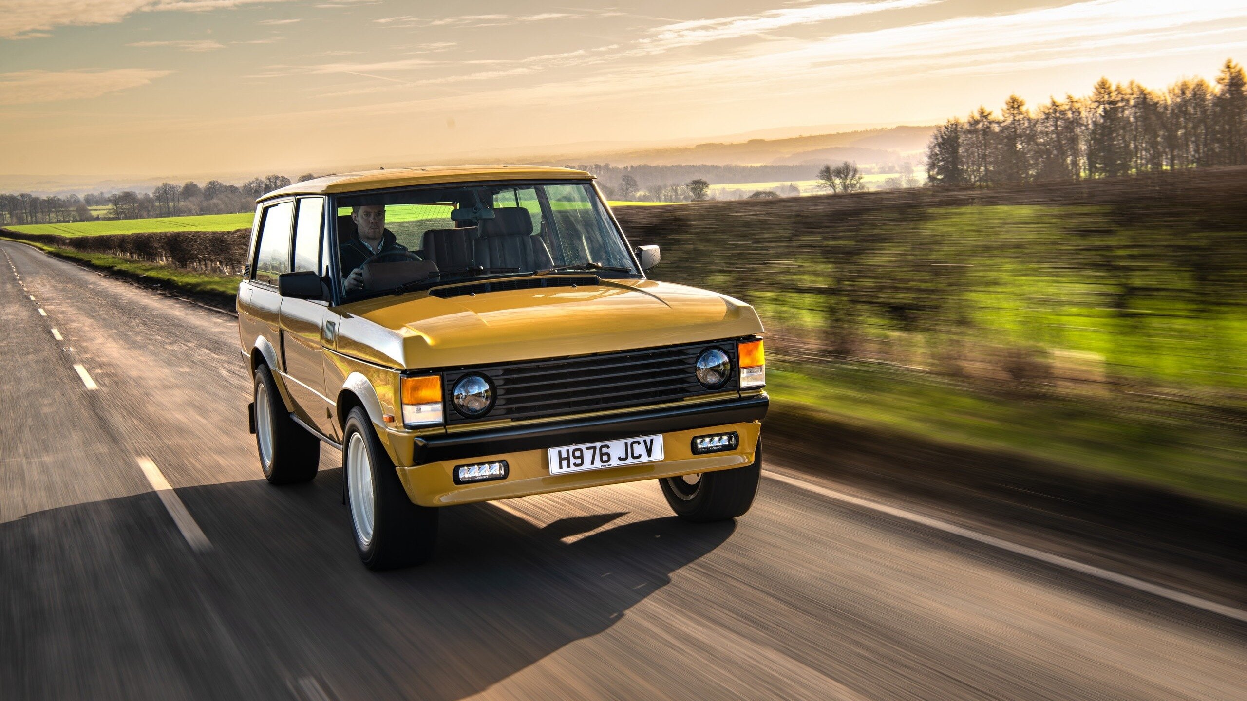 Классический Range Rover стал 500-сильным