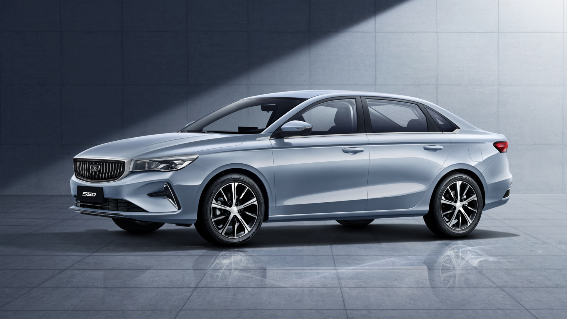 Седан Geely Emgrand превратился в белорусский Belgee S50 за 1,75 миллиона рублей