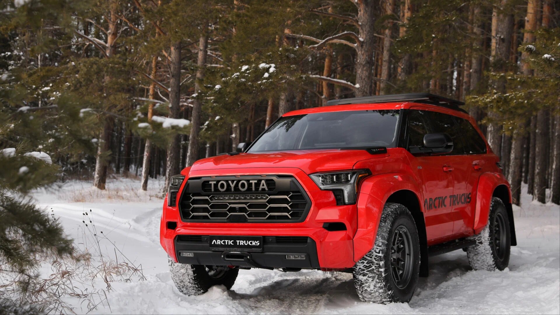 Toyota Sequoia доработали в Arctic Trucks для российского бездорожья