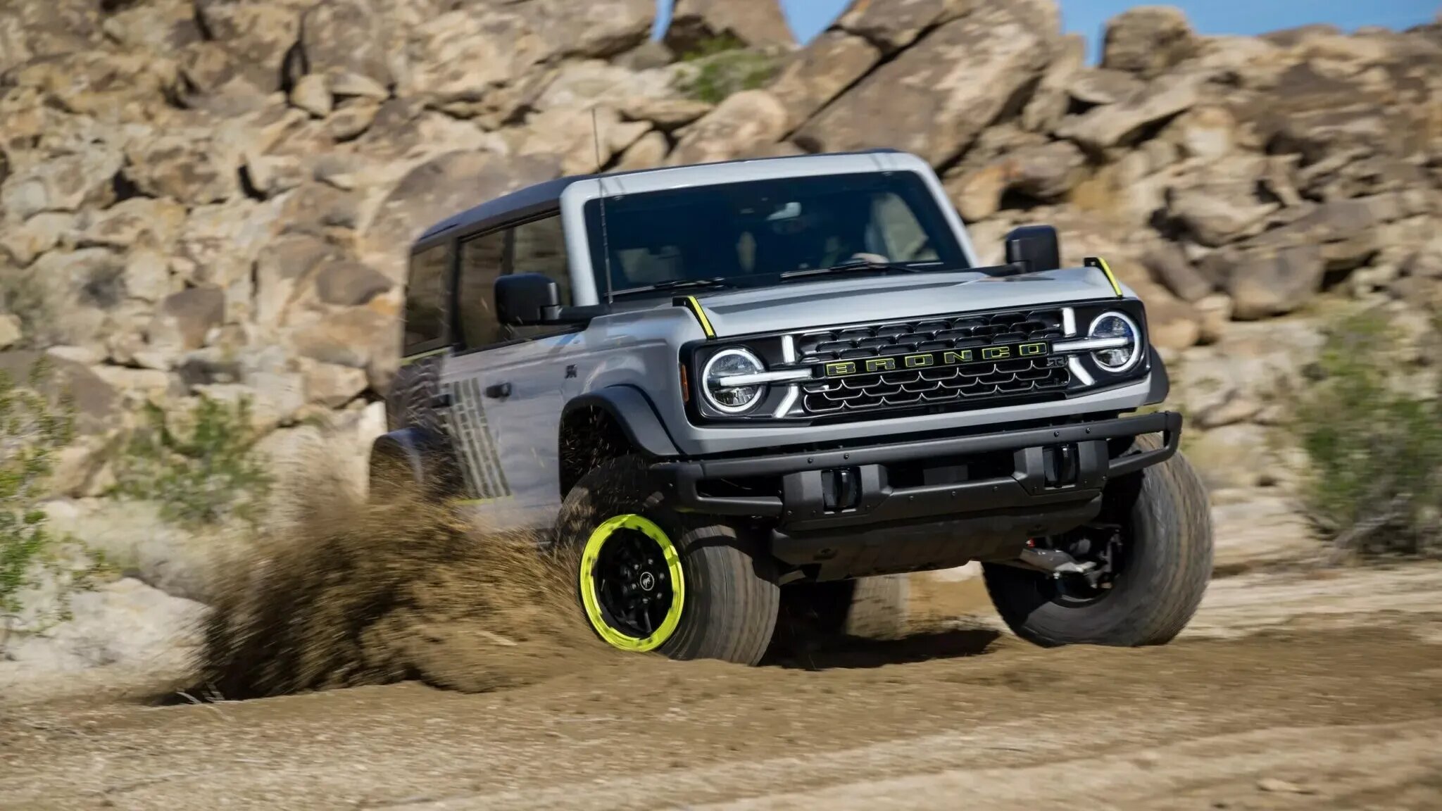 У Ford Bronco появилась доступная заряженная версия RTR 