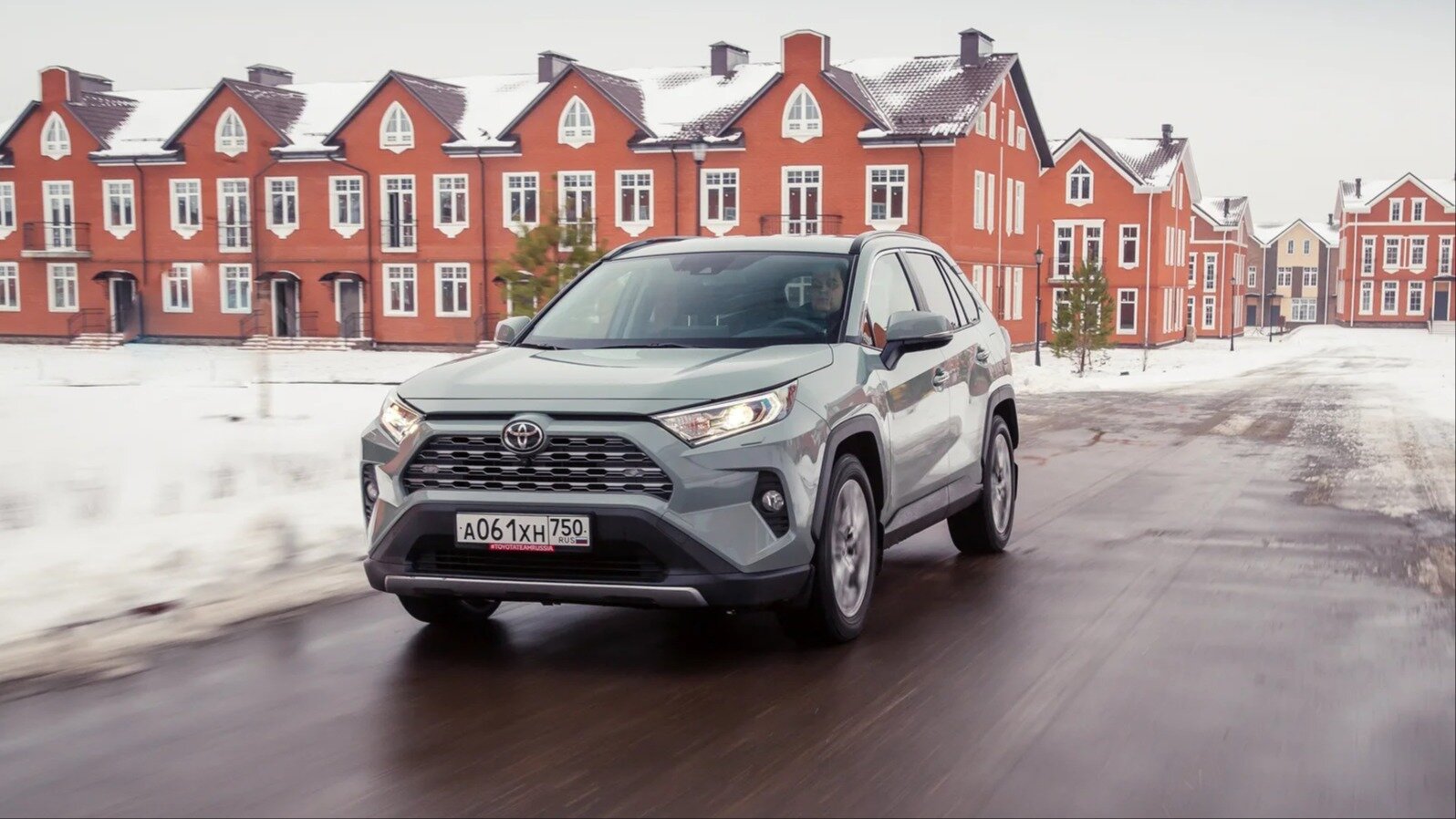 Названы самые популярные на Авто.ру в январе автомобили с пробегом