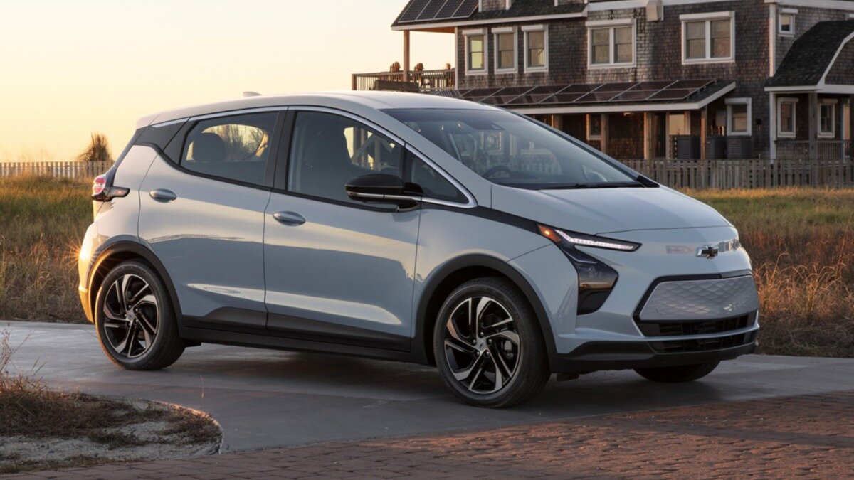 Chevrolet Bolt снова отзывают из-за риска пожара, но причина не в батарее