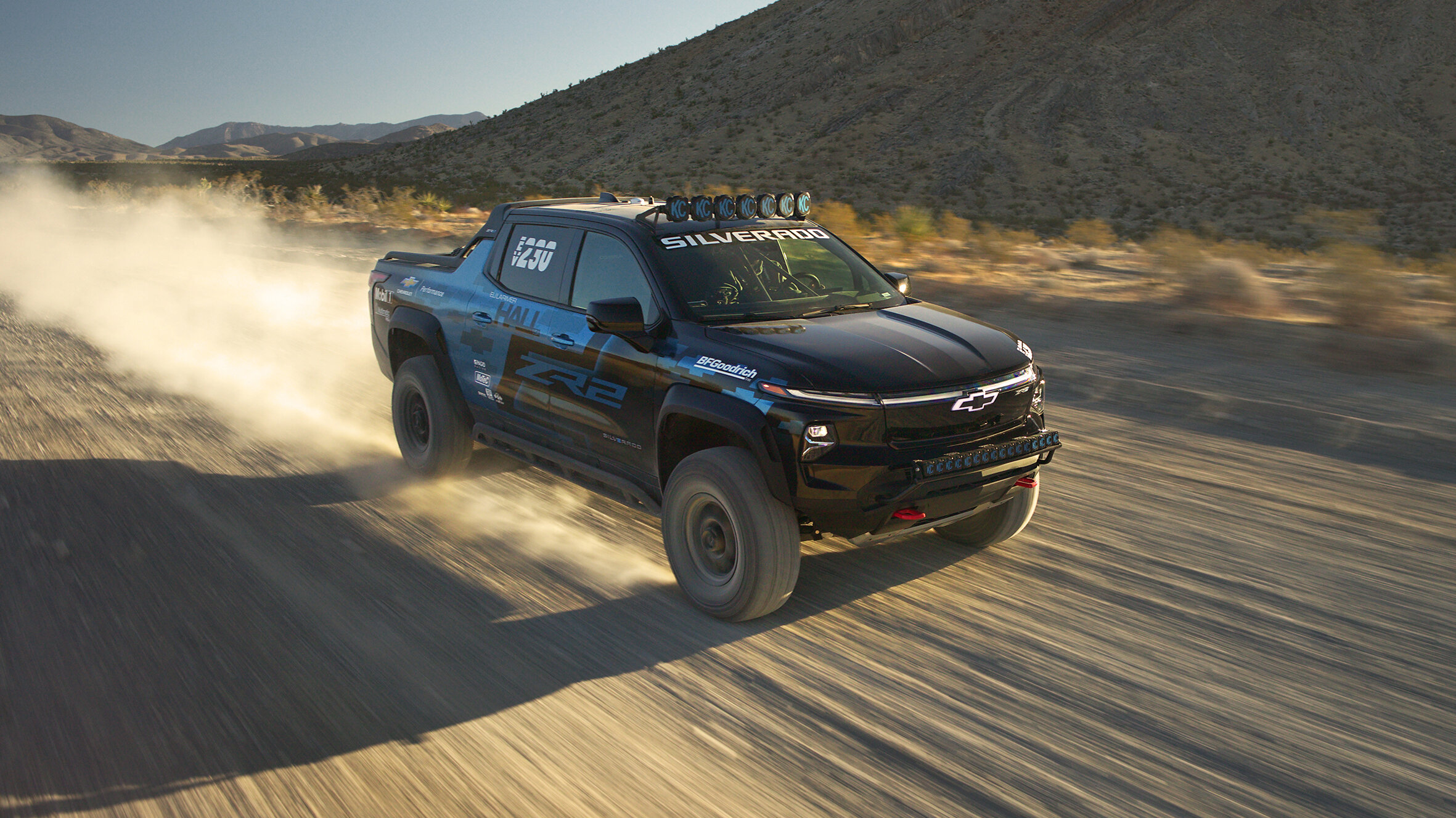 У Chevrolet появился 1115-сильный гоночный пикап на батарейках