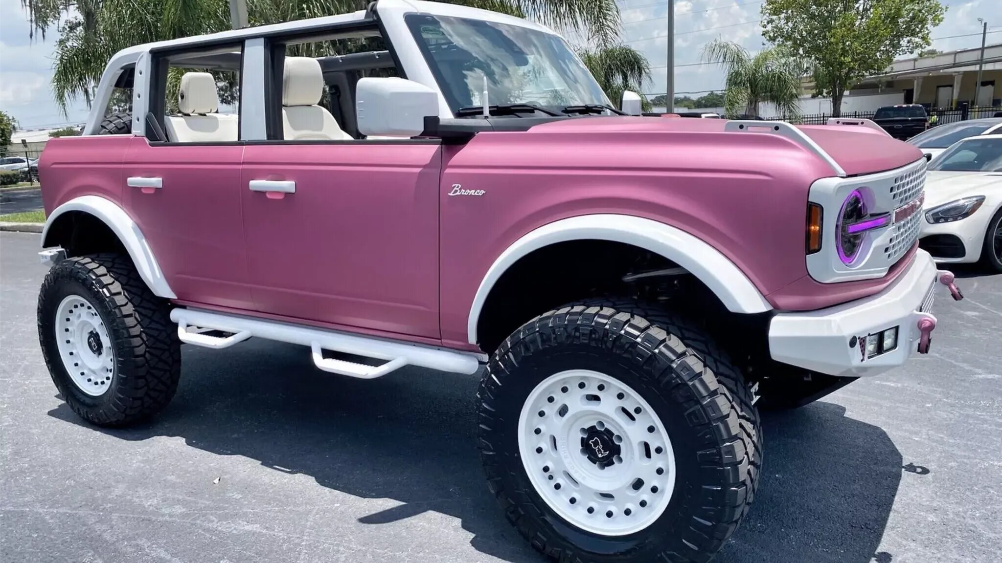 Новый Ford Bronco подготовили для Барби